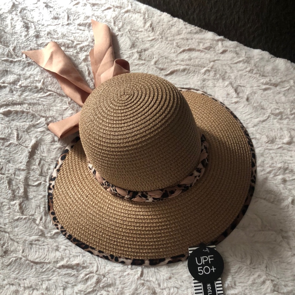 Alexis Bendel Wide Brim Sun Hat with Beige Ribbon and Leopard Trim